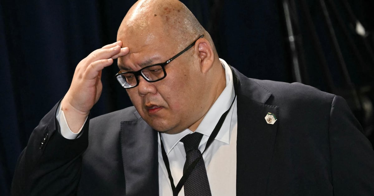 Top Trump Goon Loses It After Jimmy Kimmel Disses His Boss