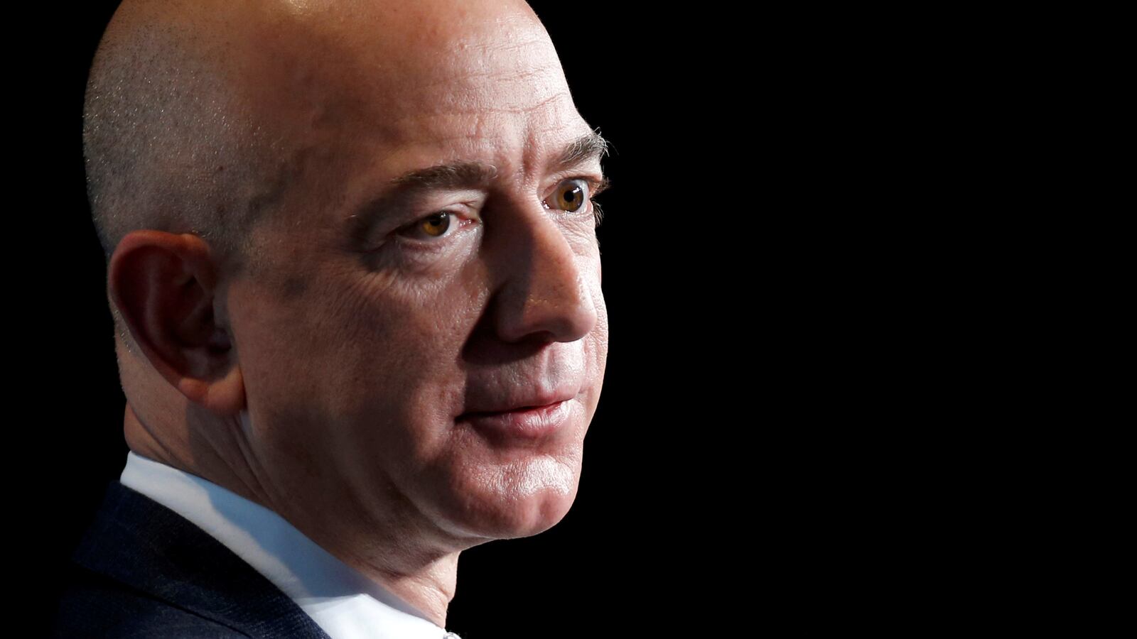 bezos_pgqxnh