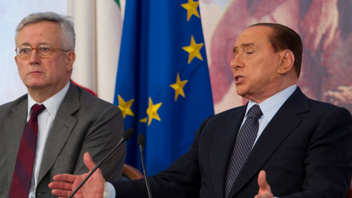 cheats/2011/08/06/g7-to-meet-over-u-s-downgrade/g7-berlusconi-credit-rating-cheat_vsmtg7