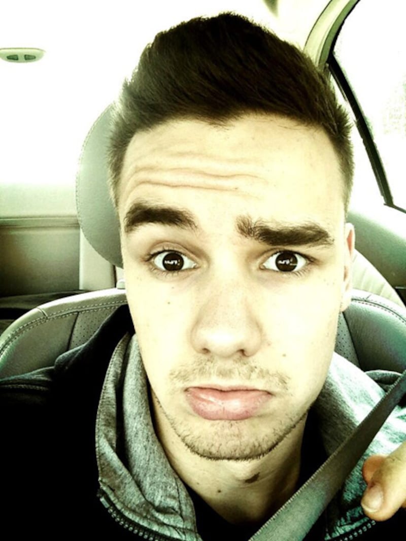 galleries/2013/03/10/ed-sheeran-kate-upton-more-celebrity-twitter-pictures-photos/130310-twit-pics-payne_m8vauz