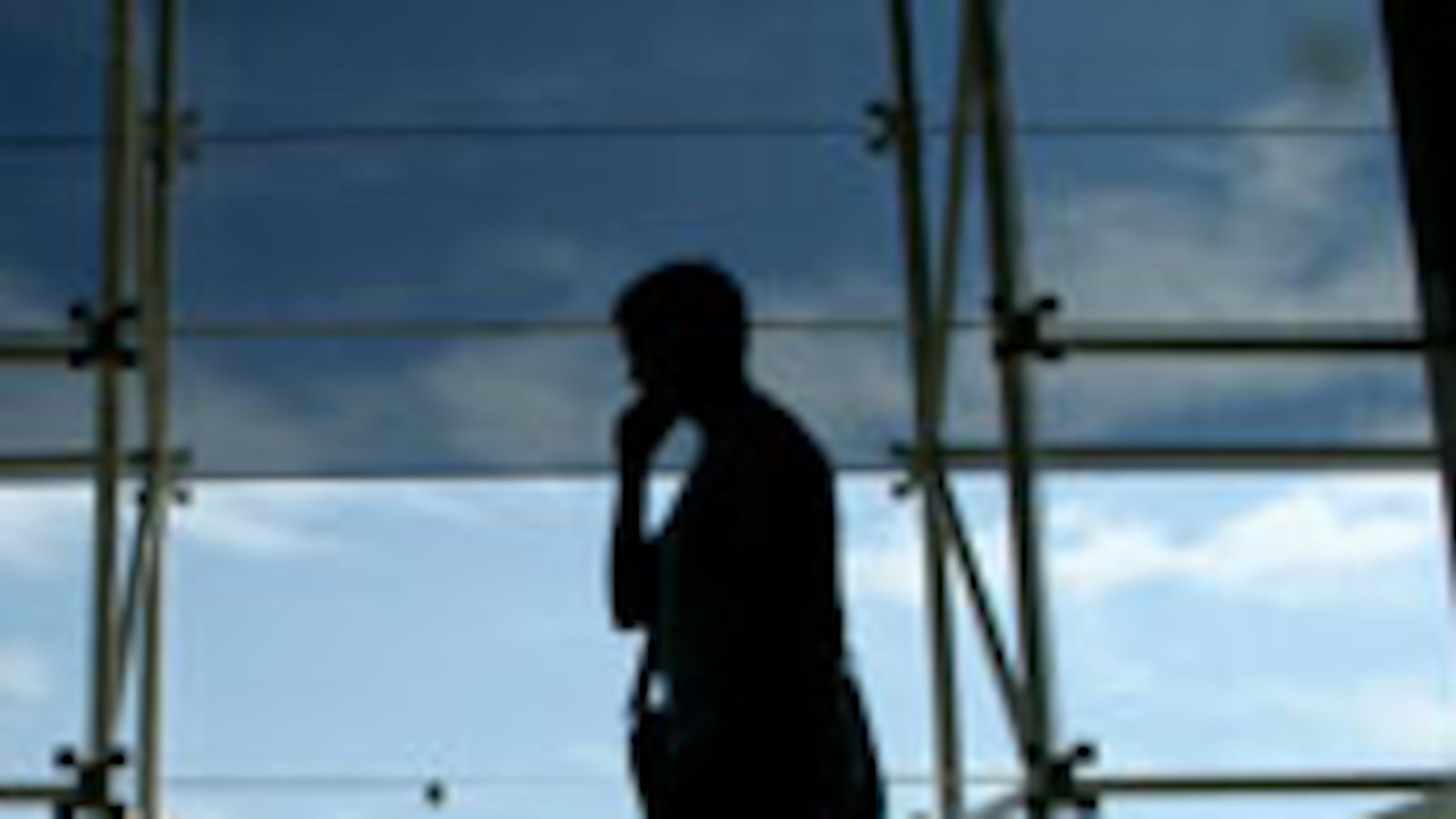 articles/2009/07/01/changing-planes-can-kill-you/irving-changing-planes_35177_w0jwfy