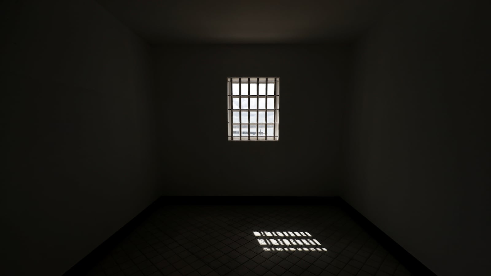 2018-08-29T000000Z_872588852_RC1D45EFF570_RTRMADP_3_PORTUGAL-DICTATORSHIP_1_pncaqu