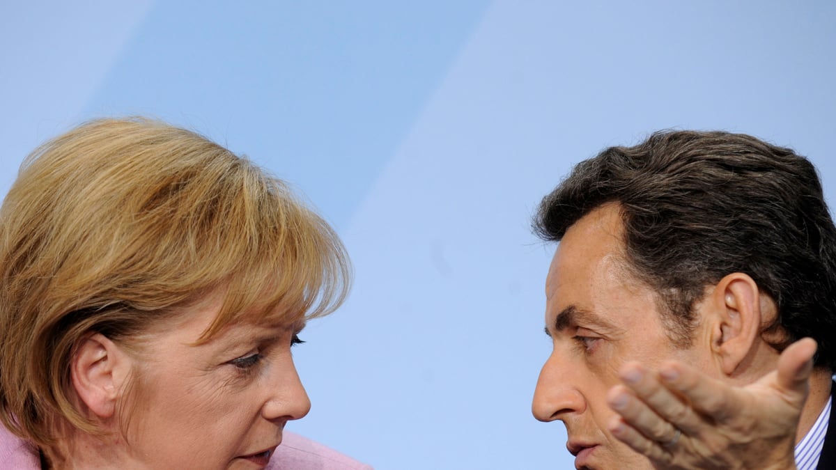cheats/2011/10/09/france-germany-to-help-european-banks/merkel-sarkozy-european-economy-cheat_igcm2l