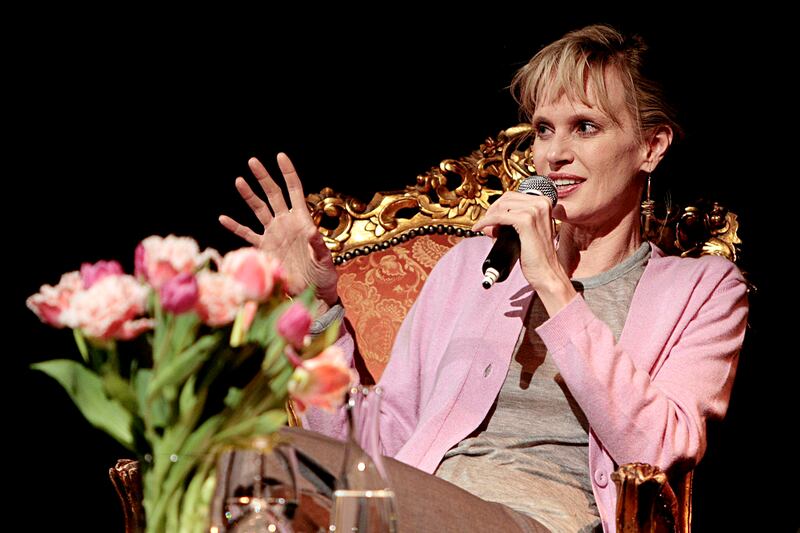 articles/2012/09/21/5x15-speaking-series-american-debut-announced/5x15-writer-speaking-series_odsti7