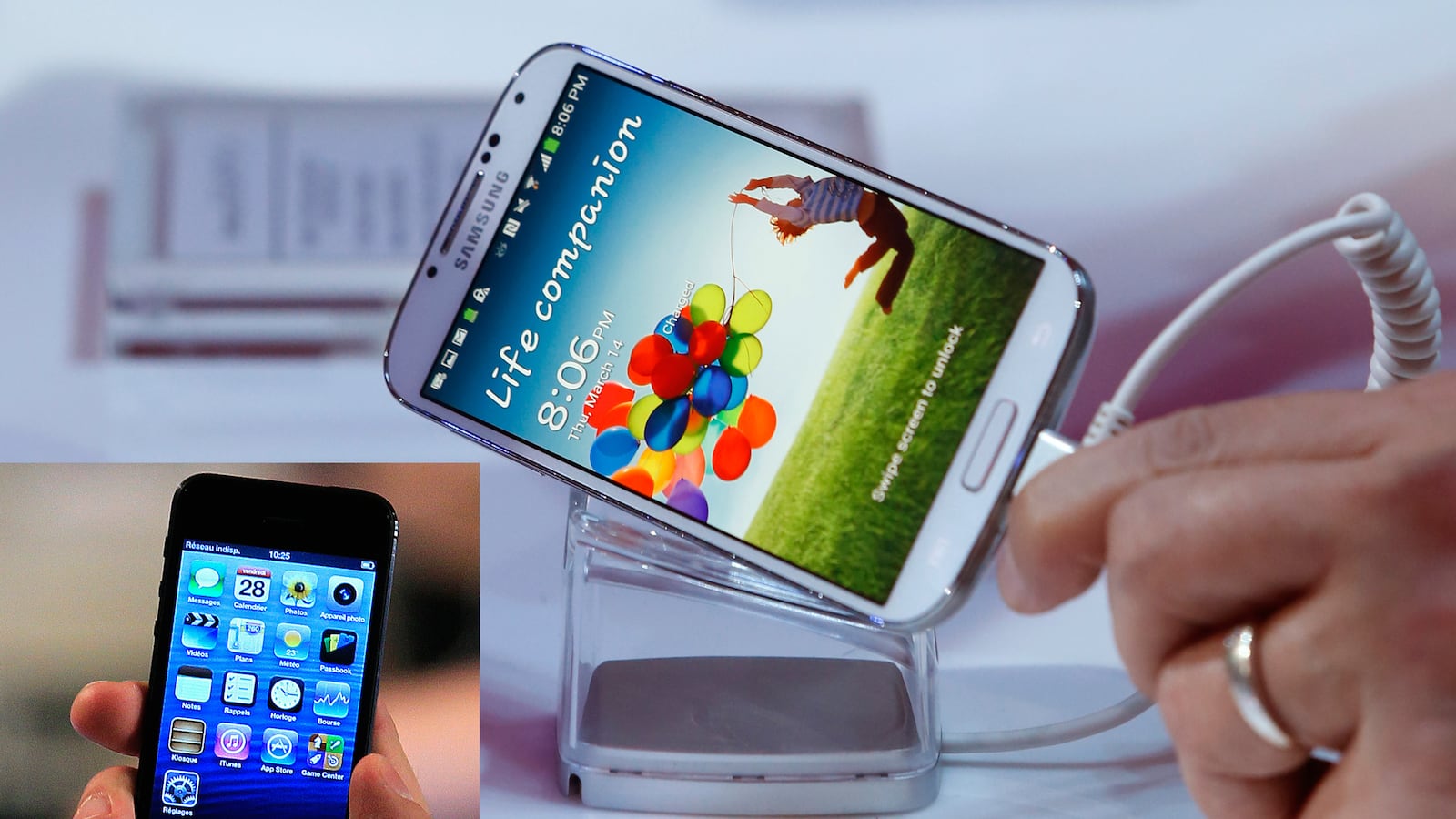 cheats/2013/06/04/u-s-bans-iphone-and-ipad-models/130315-ross-galaxy-phone_nnjqxc