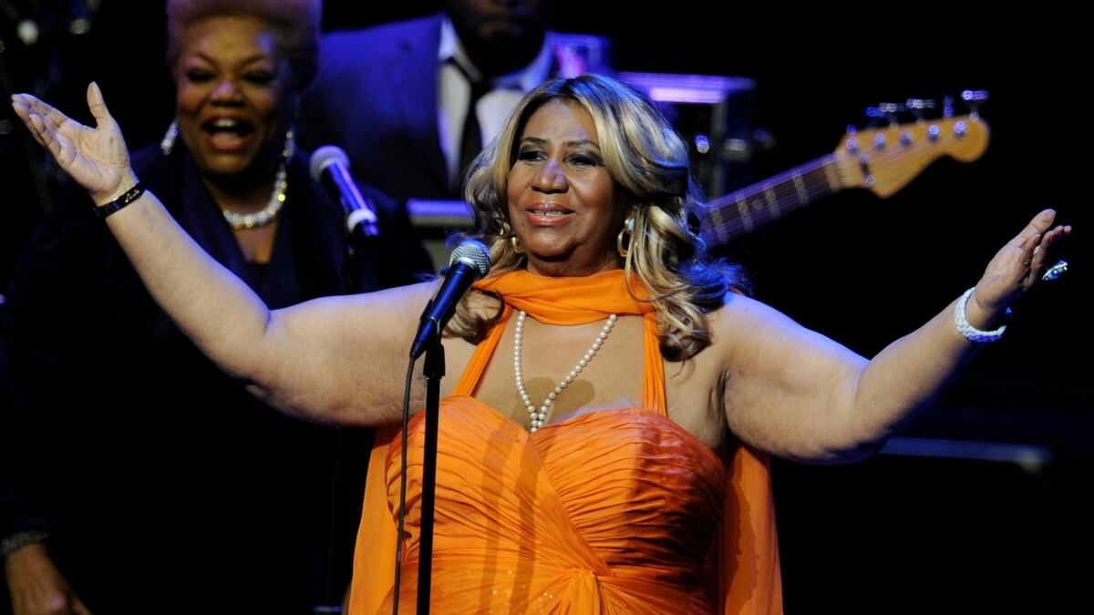 cheats/2013/01/23/aretha-talks-beyonc-s-lip-synching/aretha-franklin-beyonce-cheat_fxrebw