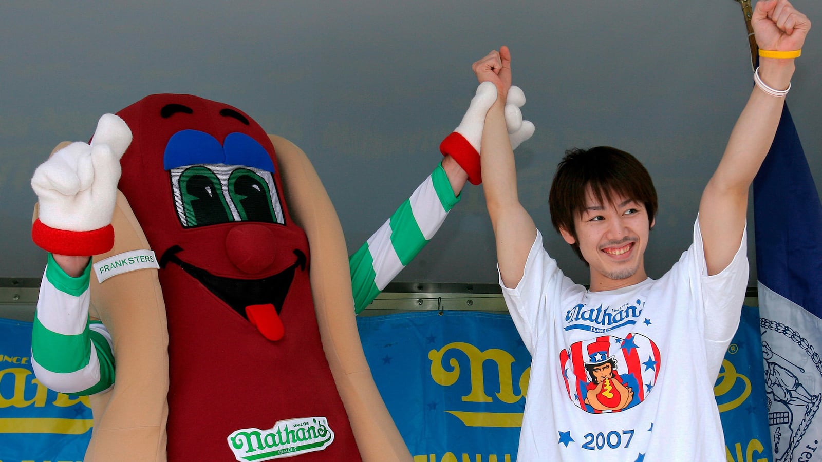 articles/2016/07/02/i-m-the-dancing-coney-island-hot-dog-for-fun-not-so-much-for-profit/160701-Schulz-Coney-Island-Hot-Dog-tease_o0cu2n