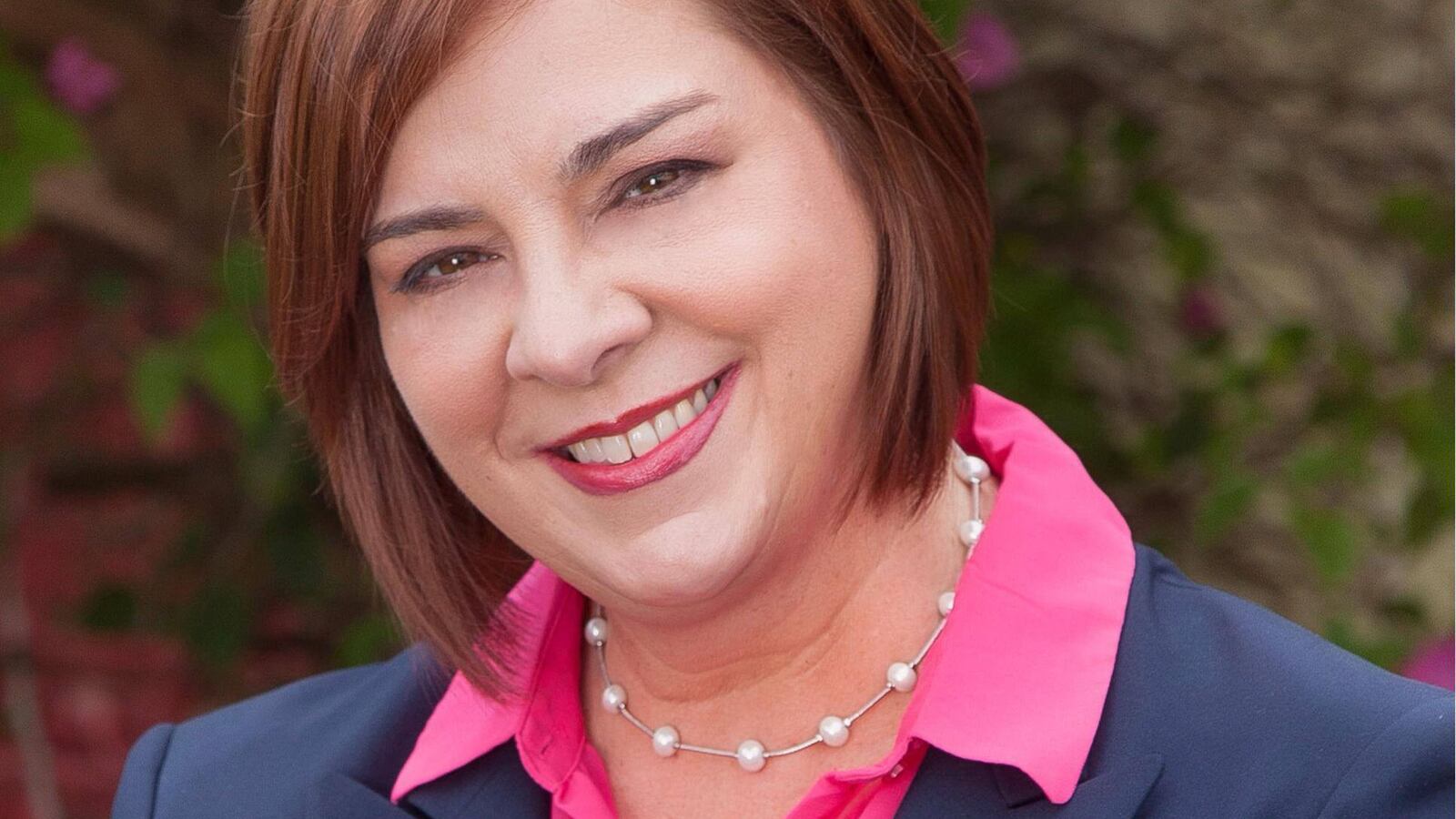 180924-resnick-april-freeman-tease_bb1jqc