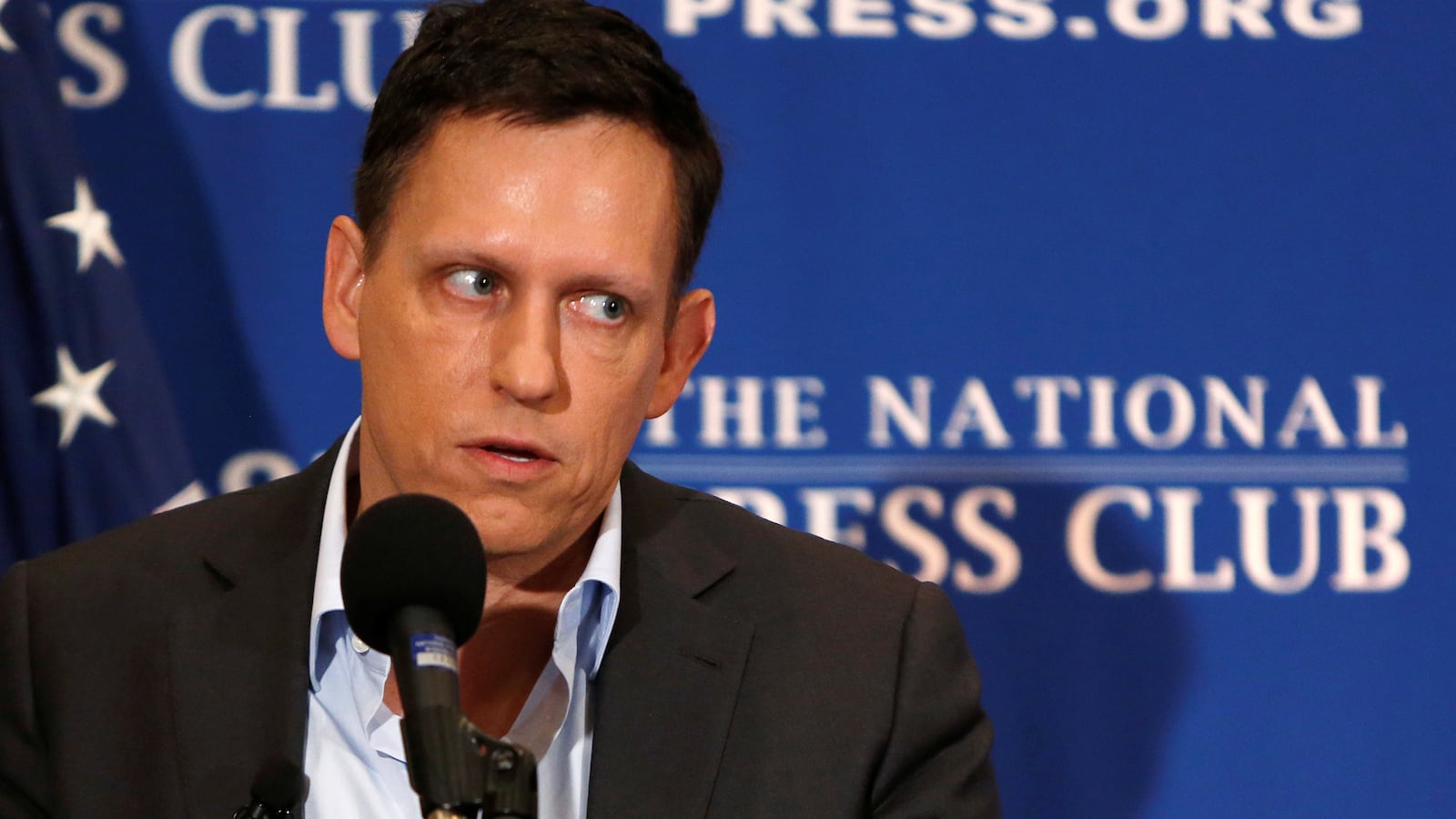 2016-10-31T120000Z_1872048574_D1BEUKECEVAB_RTRMADP_3_USA-ELECTION_im5fzj