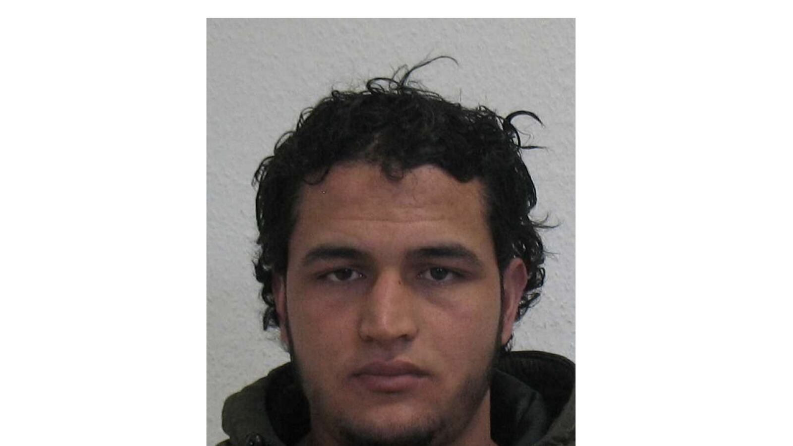 cheats/2016/12/24/anis-amri-s-nephew-two-others-arrested-in-tunisia/161221-berlin-terror-suspect-cheat_sr4lbs