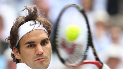 cheats/2010/06/30/federer-out-in-quarterfinals/roger-federer-1_rwwcre