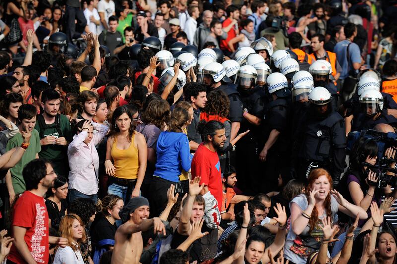galleries/2011/05/27/protests-in-spain-turn-violent/spain-protests-6_lgyogj