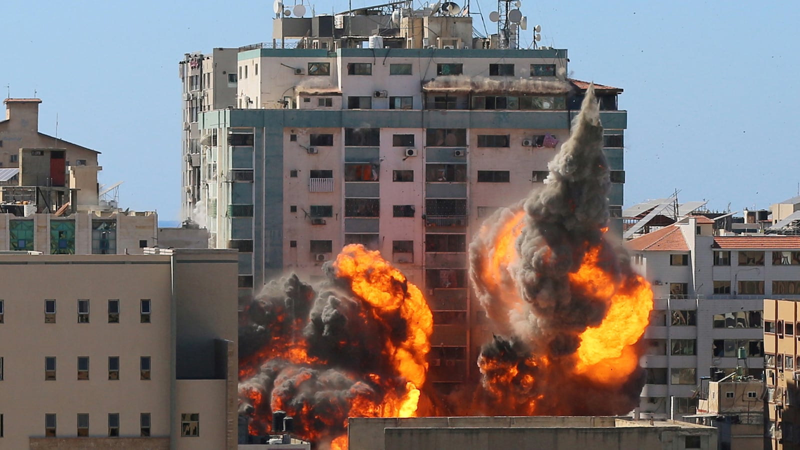 2021-05-15T153405Z_1781652569_RC2FGN97Z07T_RTRMADP_3_ISRAEL-PALESTINIANS-TOWER-MEDIA_sn68ht