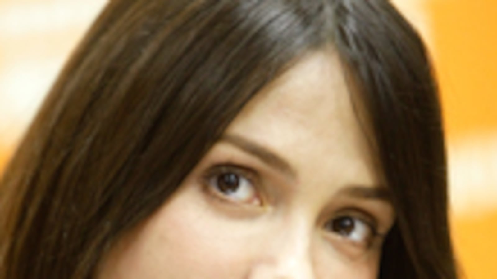 articles/2010/10/11/mel-gibson-and-oksana-grigorievas-opposite-pr-strategies/laporte-oksana-1_132753_gzwryk