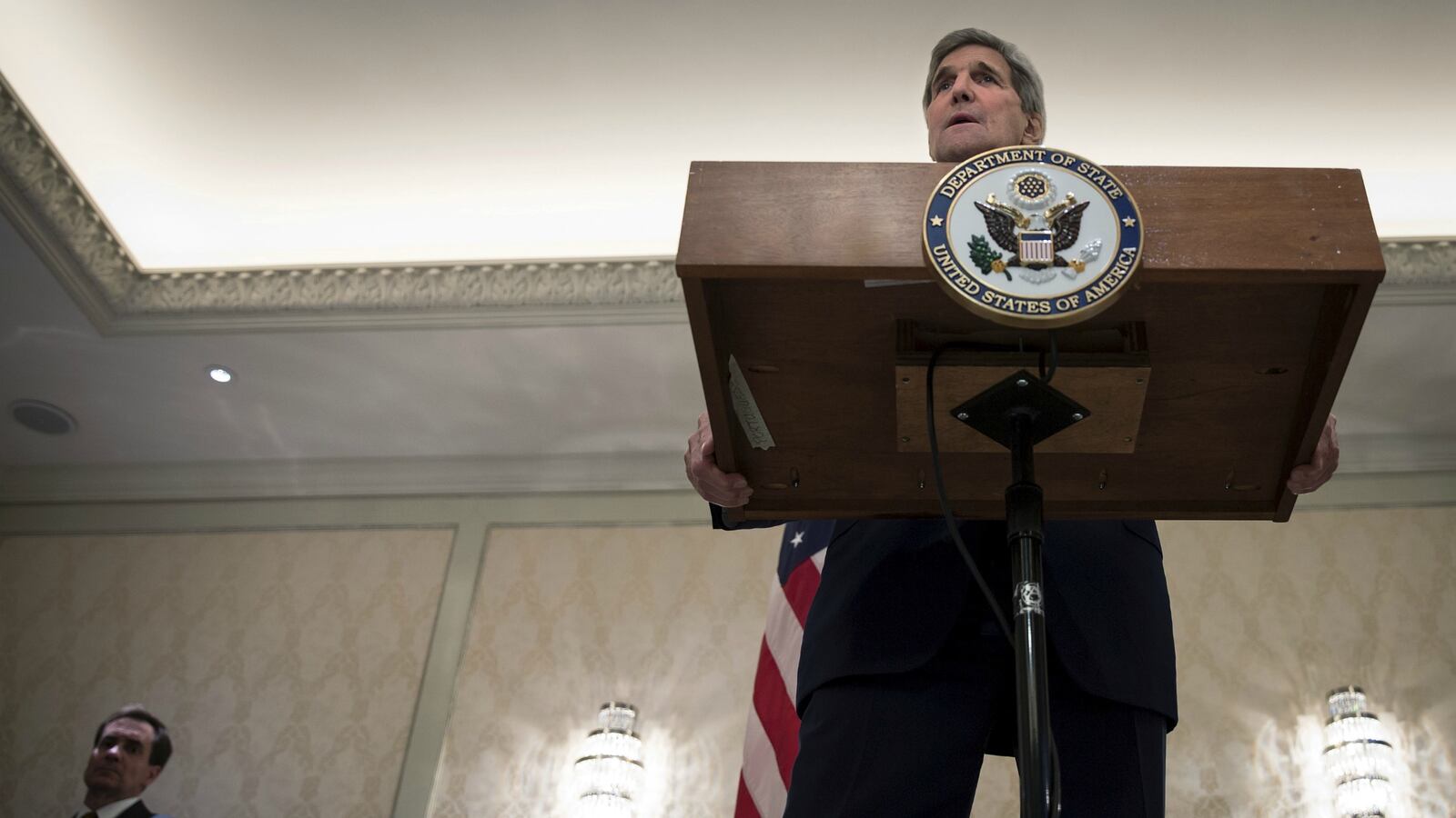 cheats/2016/08/18/state-dept-iran-cash-deal-was-contingent-on-prisoner-release/151228-state-dept-cheat_sdihqv