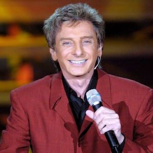 Barry Manilow kicks off his Live 2002! tour during the first of three
sold-out shows at the Storm Theatre at the Mandalay Bay Resort & Casino
in Las Vegas, December 13, 2001. Manilow is touring to promote his
latest album "Here at the Mayflower," his first album of original
material in 15 years. REUTERS/Ethan Miller/Las Vegas Sun

EM/HK