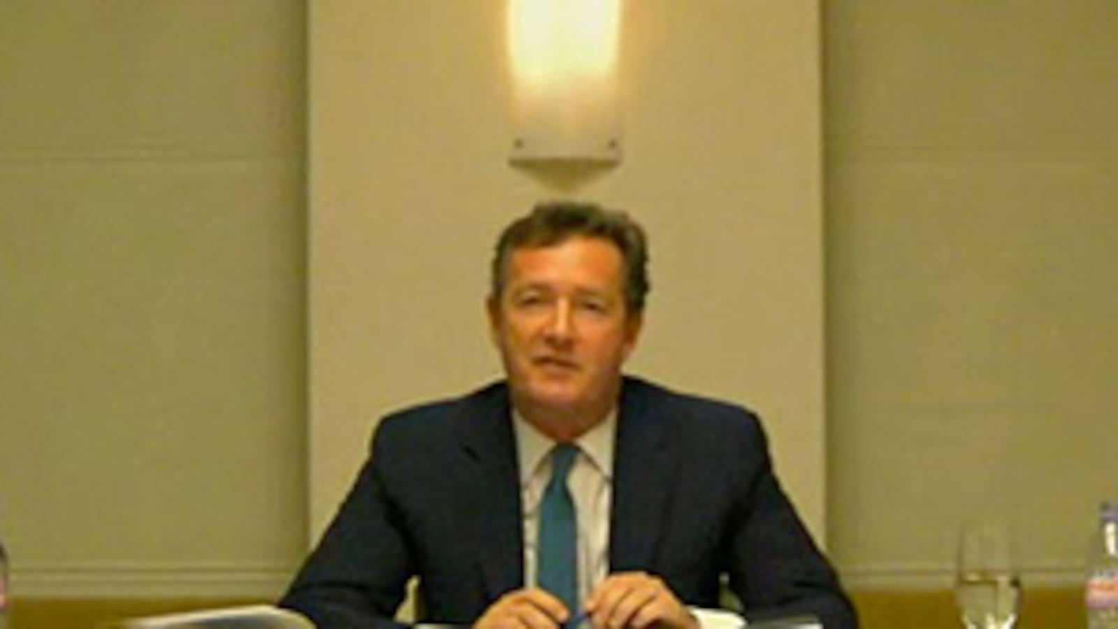 cheats/2012/05/23/notw-former-top-editor-hacked/leveson-inquiry-piers-morgan-cheat_wjzua5