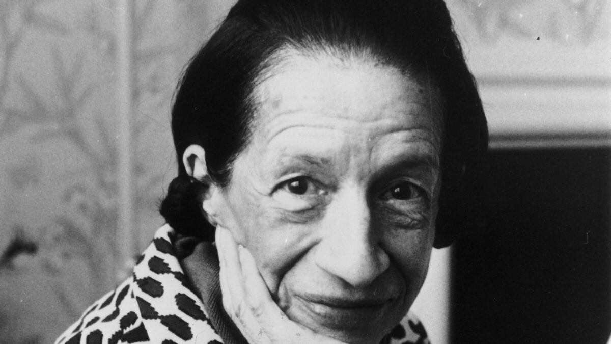 articles/2011/09/02/diana-vreeland-new-documentary-traces-vogue-fashion-empress-s-legacy/diana-vreeland-wilkinson_bzs9sp