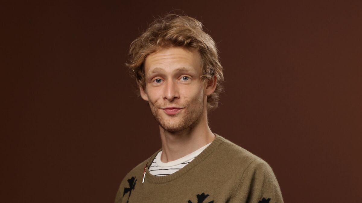 articles/2012/09/28/sons-of-anarchy-actor-found-dead-named-suspect-in-killing-of-landlady/johnny-lewis-death-pelisek_n4hpha