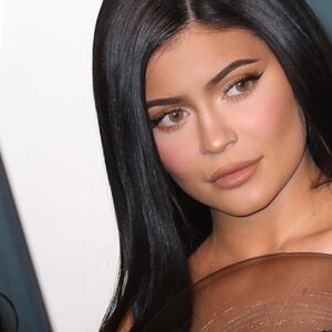 200529-bradley-kylie-tease_zugubu