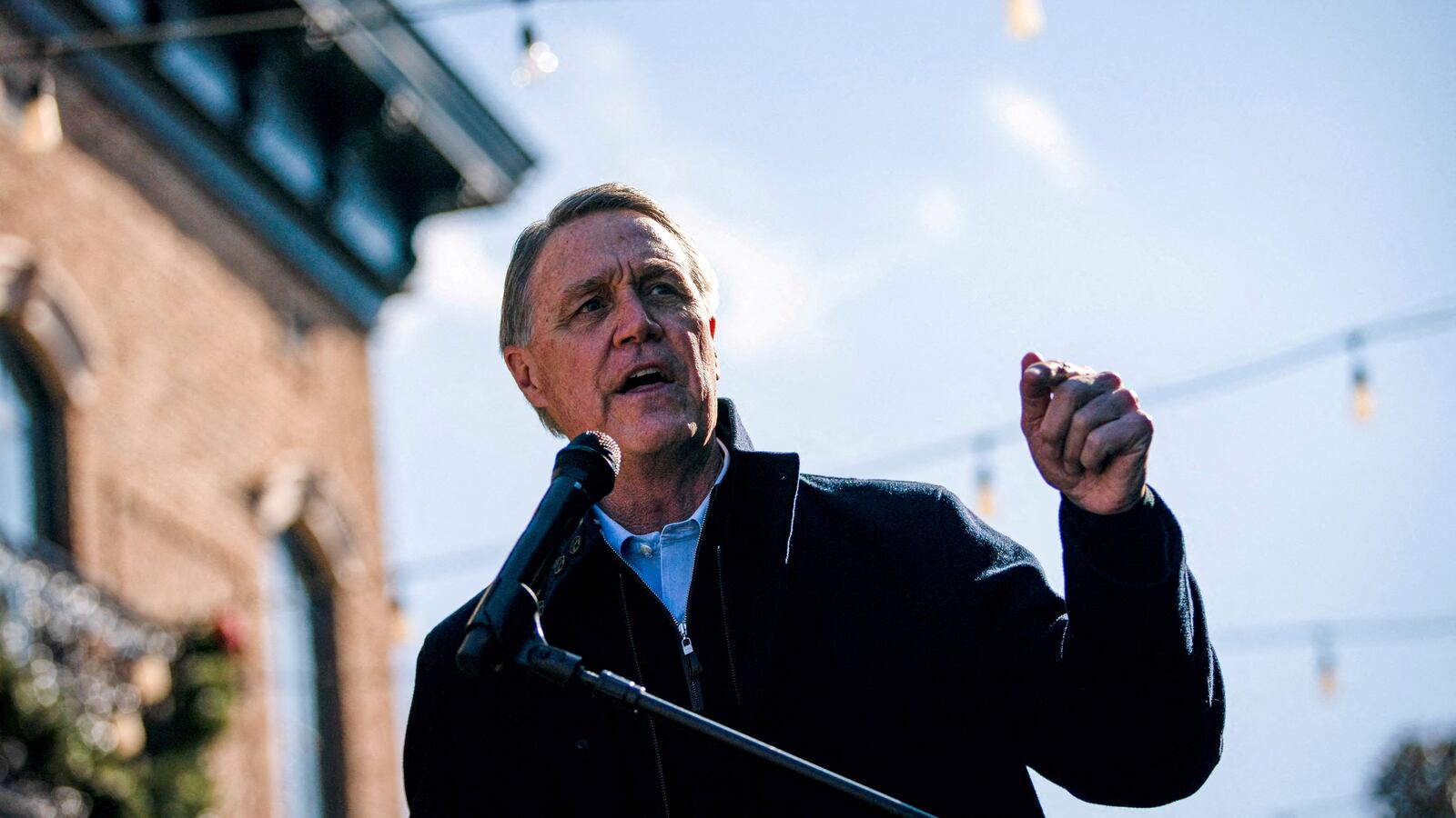 2022-01-20T170344Z_651341280_RC253S9Q399V_RTRMADP_3_USA-ELECTION-GEORGIA_xztn7c