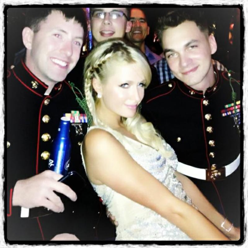 galleries/2012/12/30/best-celebrity-twitter-pictures-kesha-paris-hilton-more-photos/celeb-tweets-02_qtxhlu