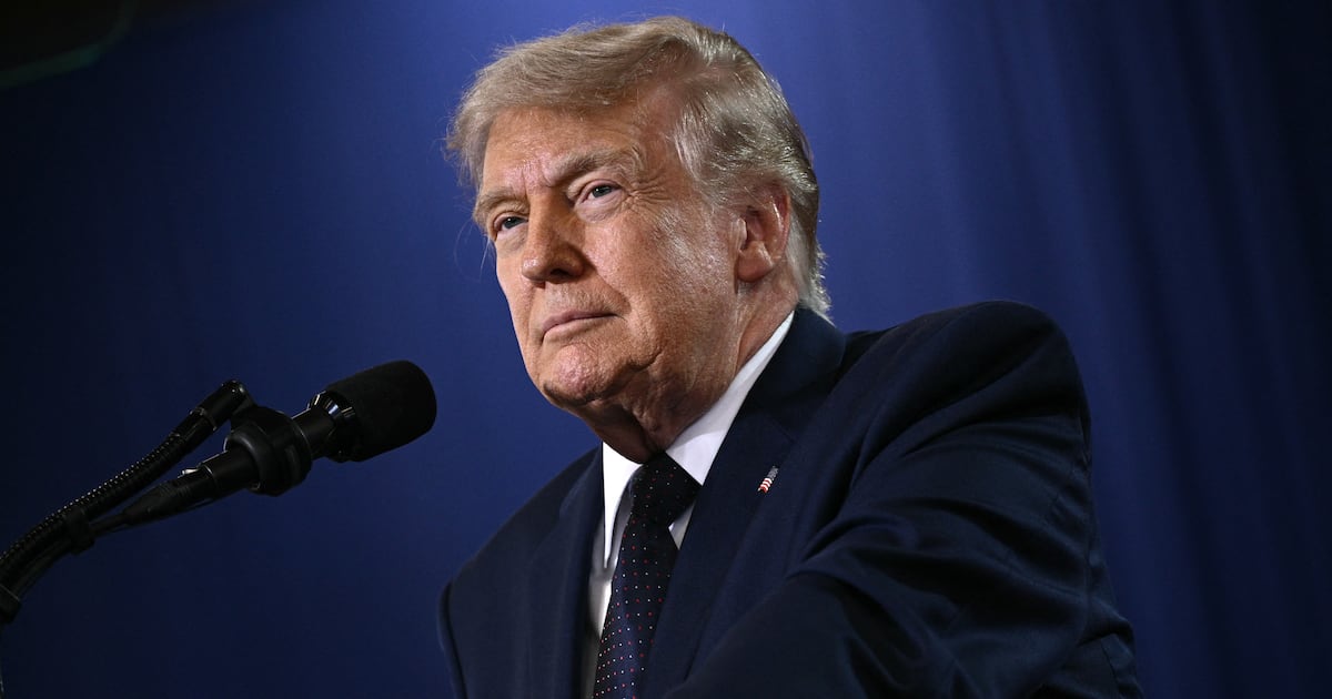 Tourists Boycott U.S. at Record Rates After Trump Takeover