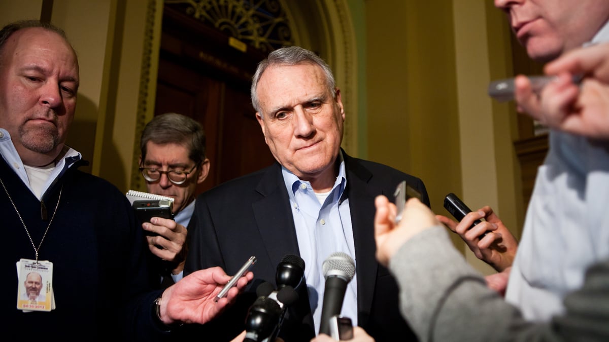articles/2011/11/20/why-the-supercomittee-flopped-at-reaching-a-deal-to-cut-the-budget/deficit-committee-jon-kyl-murphy_efmvjo