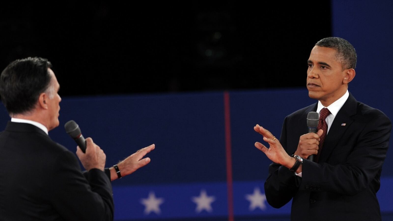 cheats/2012/10/21/romney-has-overall-cash-advantage/obama-romney-spar-cs_mv0eut