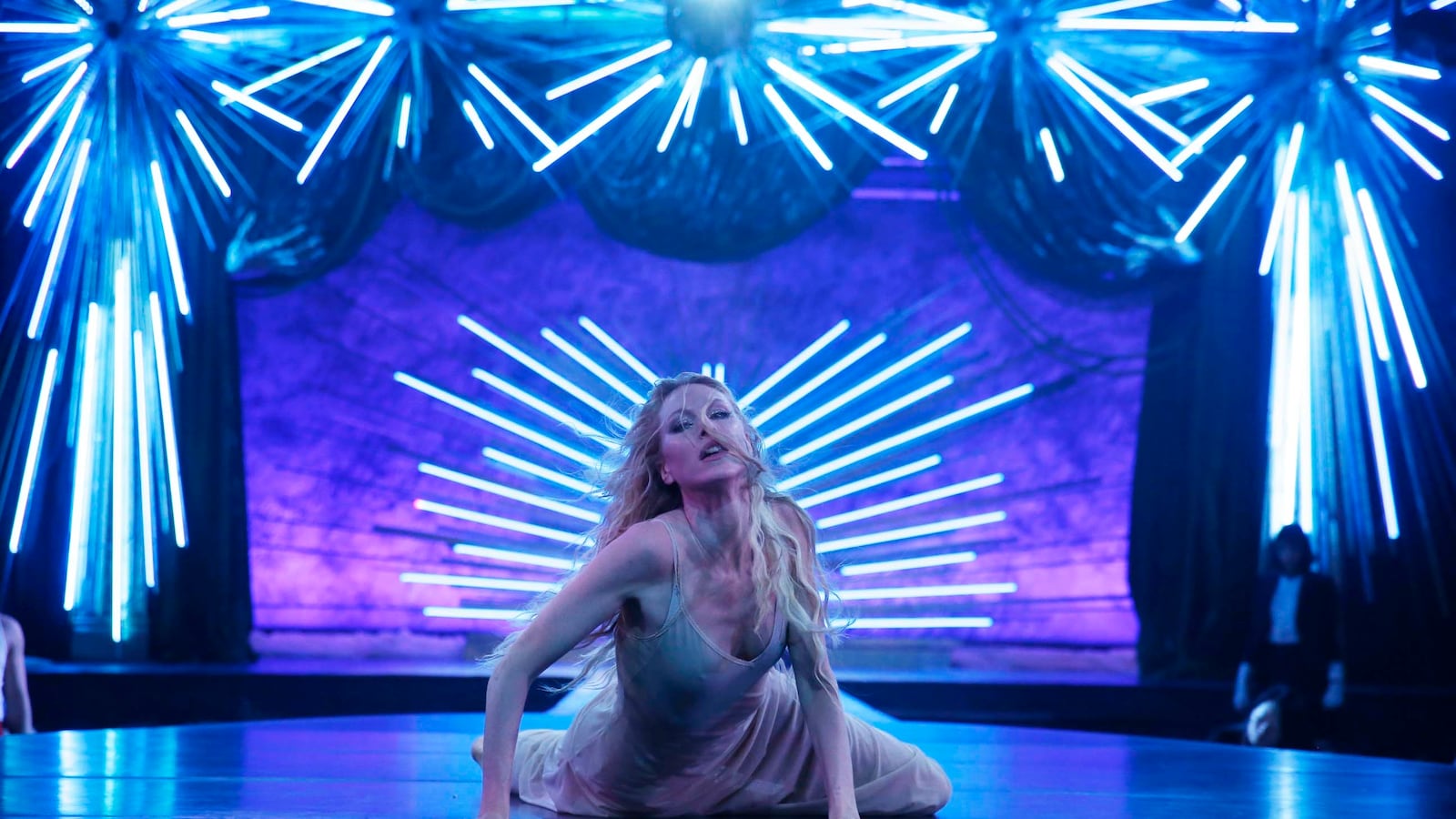 articles/2013/12/31/interactive-play-queen-of-the-night-opens-at-restored-diamond-horseshoe-club/131230-spitulnik-queen-night_we0xa5