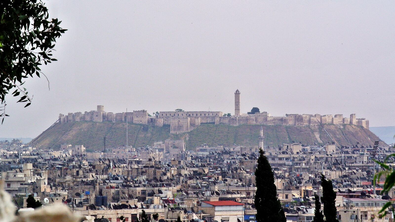 articles/2013/06/19/save-aleppo/130619-aleppo-bhl-tease_ff2yrq