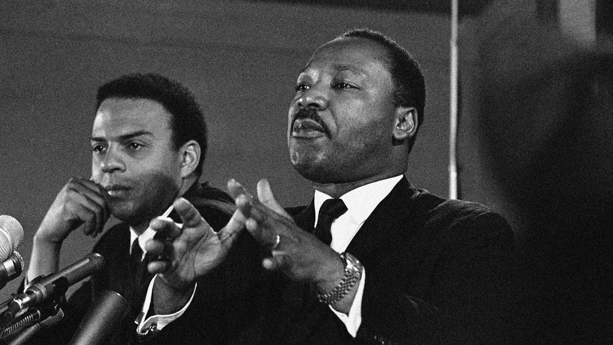 articles/2011/10/13/mlk-memorial-to-be-dedicated-andrew-young-says-king-foresaw-his-death/mlk-young-clift_yaikoh