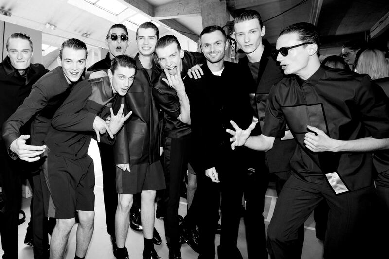 galleries/2013/07/01/backstage-at-men-s-fashion-week-in-paris-and-milan-spring-summer-2014-photos/130630-backstage-fashion-dior-homme1_tkmu9m