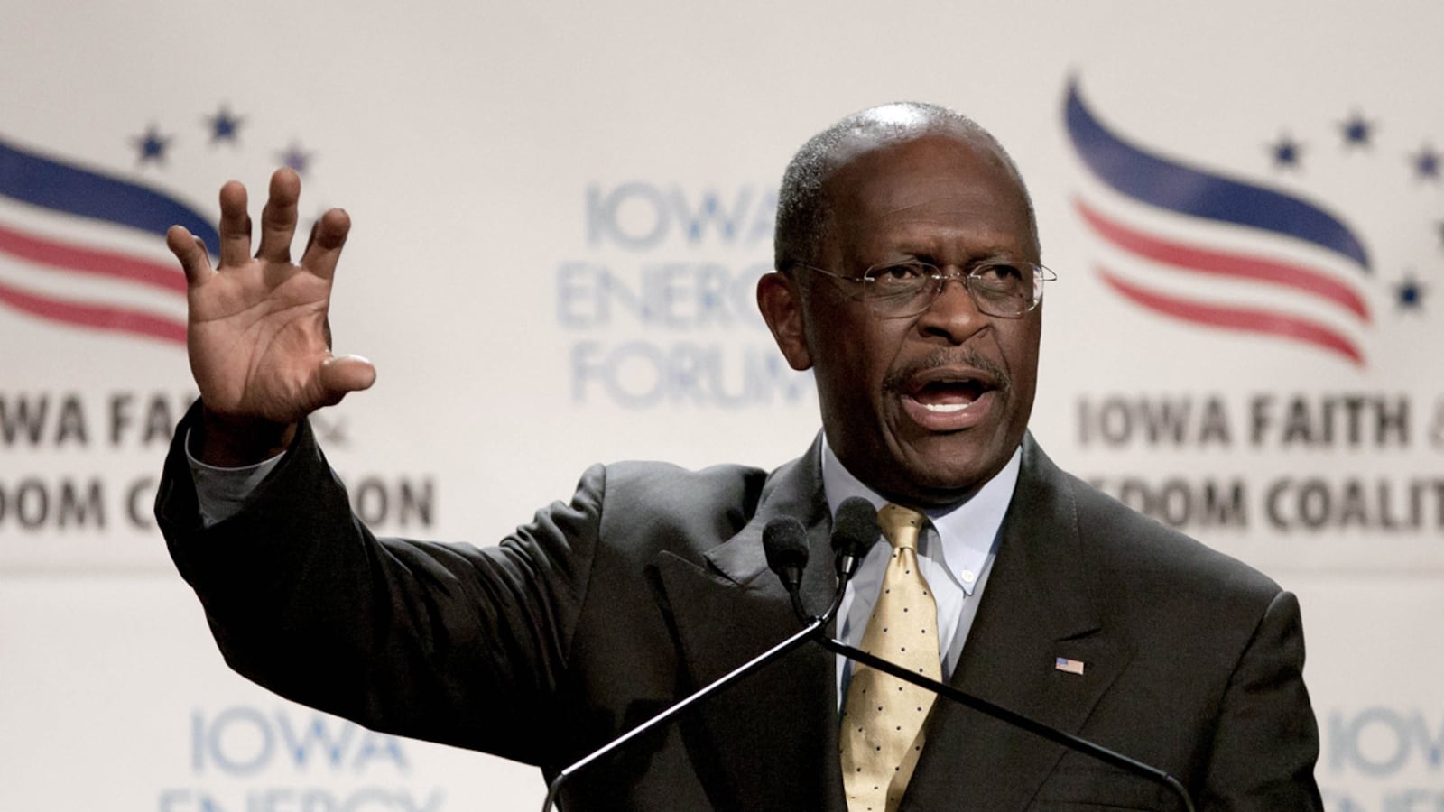 cheats/2011/10/24/cain-unveils-bizarre-campaign-ad/iowa-herman-cain-cs_gvuko3