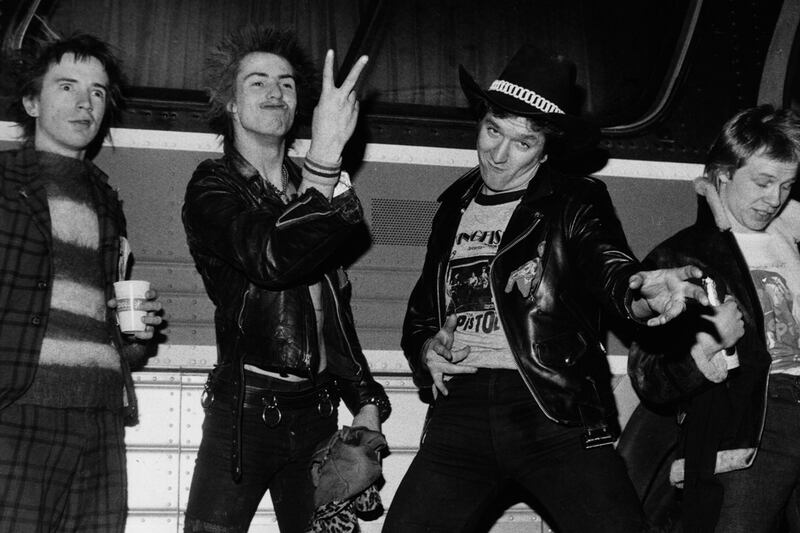 galleries/2012/12/13/best-of-punk-magazine-a-new-book-photos/best-punk-mag-09_cmw5c2