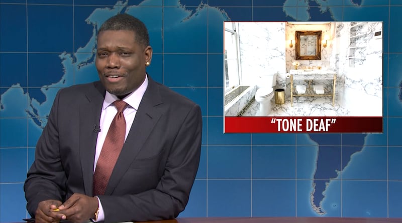 SNL, Michael Che on Trump's new bathroom.