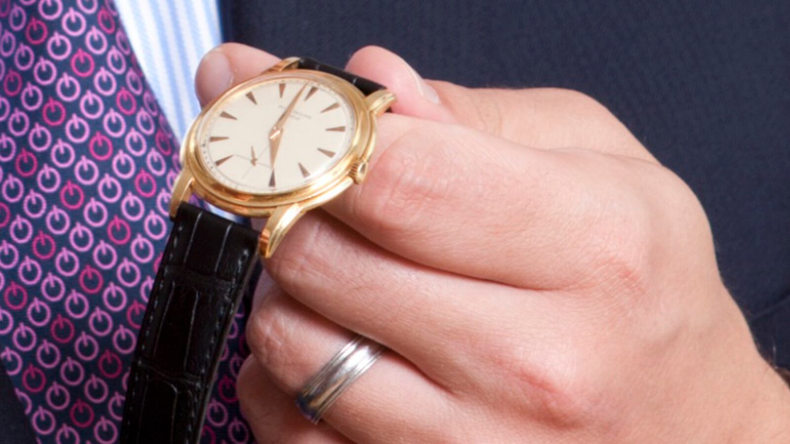 articles/2016/09/07/collectible-wristwatches-are-going-on-the-block/160907-felder-watch-tease2_h0tsan