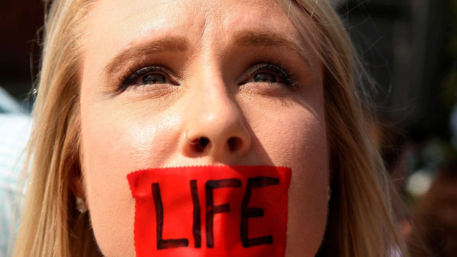 articles/2017/01/20/here-s-why-the-organizers-of-today-s-march-must-welcome-pro-lifers/170119-goff-abortion-feminists-tease_nhorgu