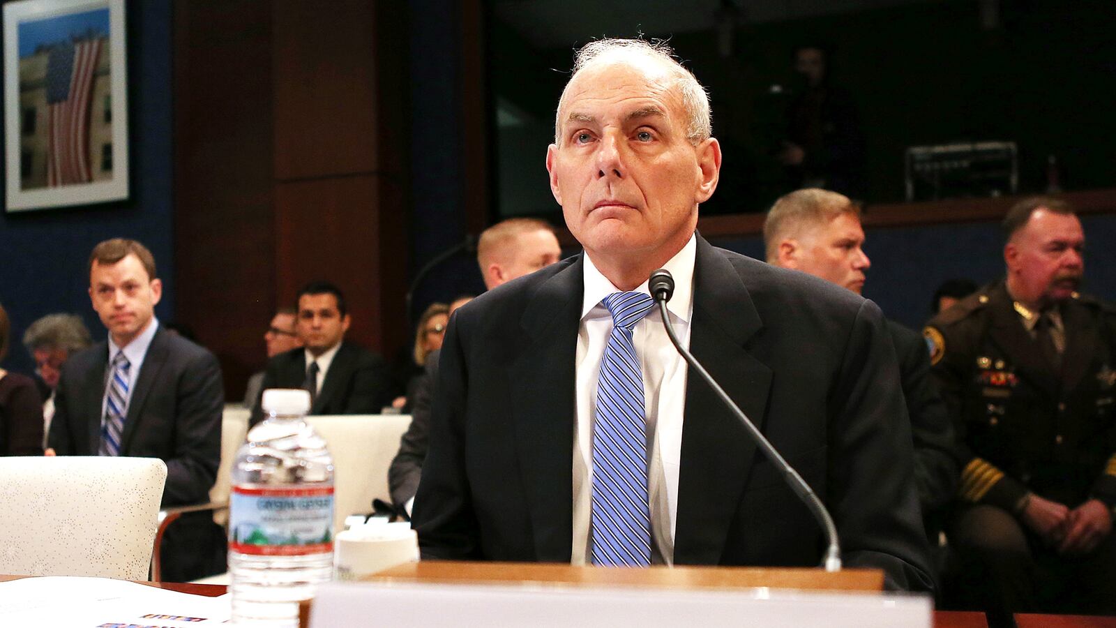 articles/2017/02/07/homeland-security-secretary-says-passwords-may-be-required-to-enter-u-s/170207-winter-dhs-hearings-tease_zfomym