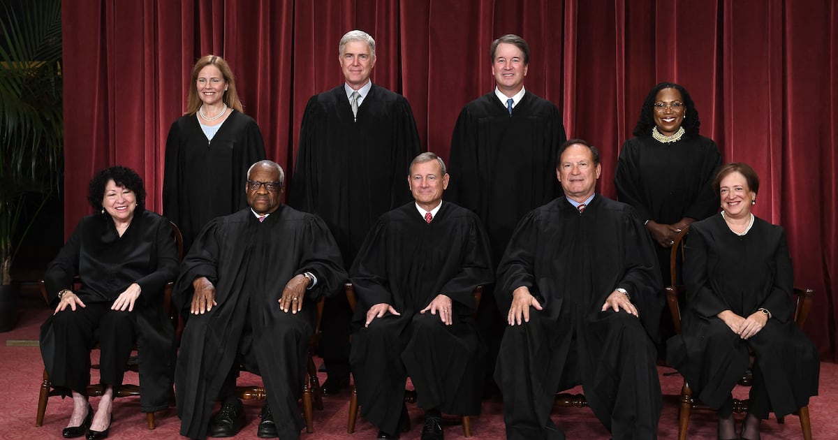 Devastating Poll Reveals New Low for SCOTUS After Trump-Friendly Rulings