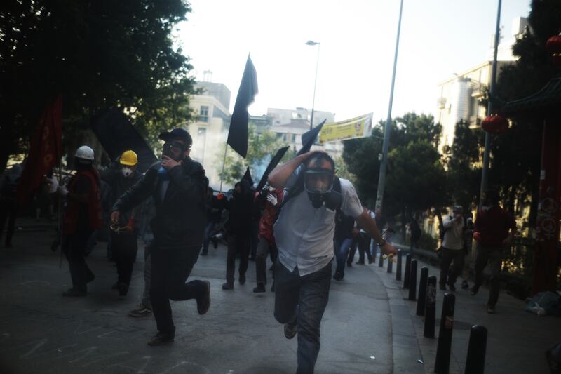 galleries/2013/06/12/istanbul-youth-in-revolt-photos/130610-turkey1a_ugv5dp