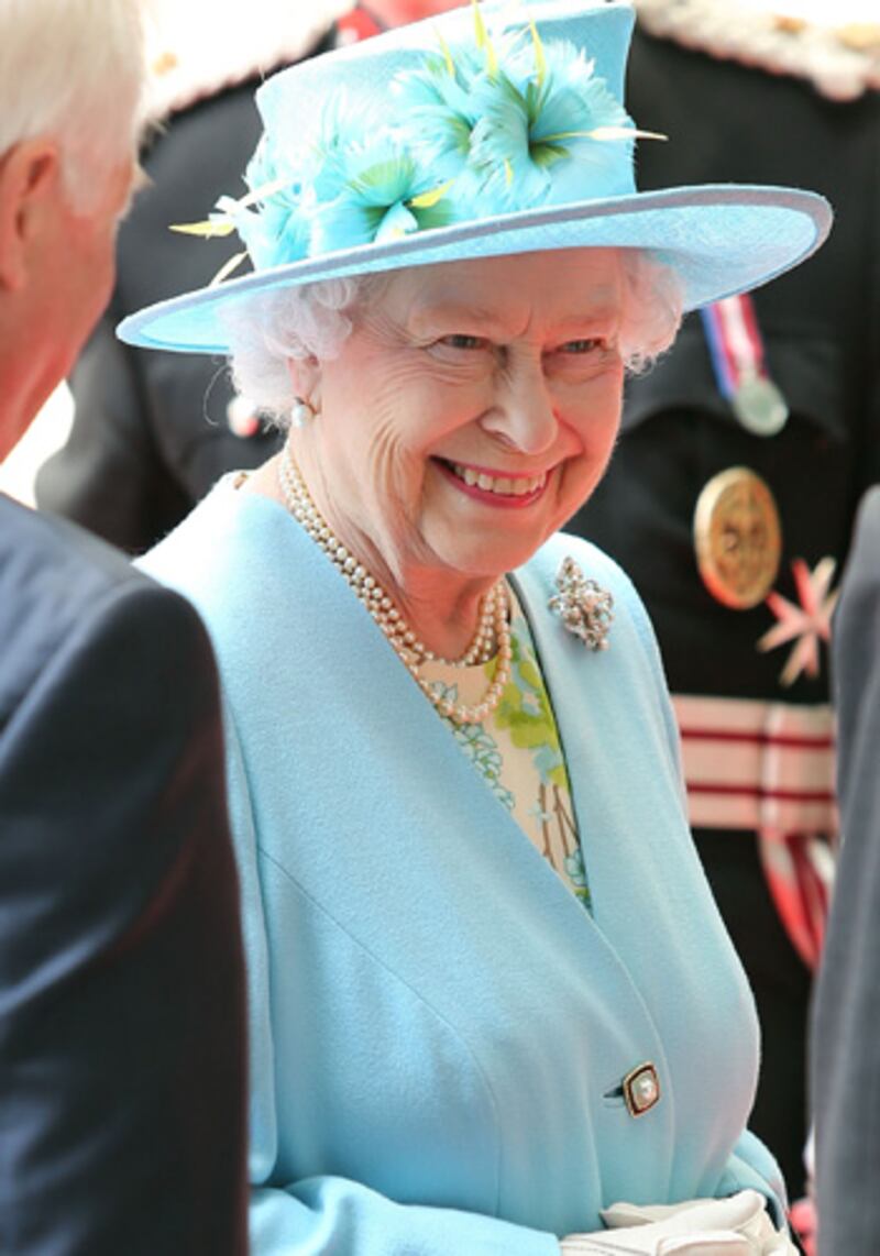 articles/2013/06/07/buckingham-palace-says-duke-s-surgery-today-was-planned/queen-bbc_w7zztm