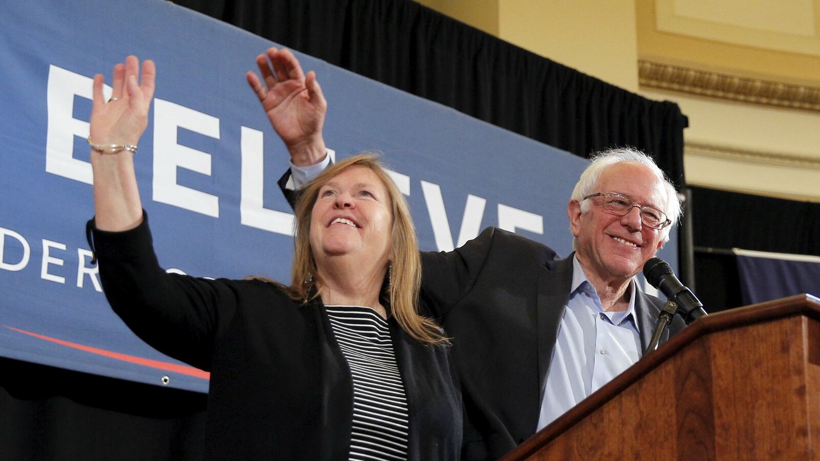 cheats/2016/04/15/sanders-releases-2014-tax-returns/160415-cheat-sanderses_hd1pt6