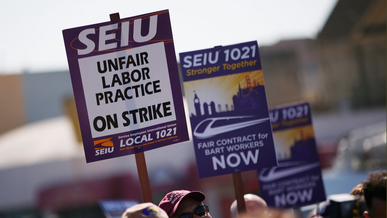 cheats/2013/10/19/san-francisco-transit-workers-on-strike/131018-bart-strike-cheat_zkuwzt