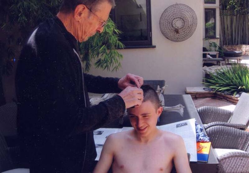 galleries/2010/09/02/best-celebrity-twit-pics/twitpi92---nemoy_bsj6at