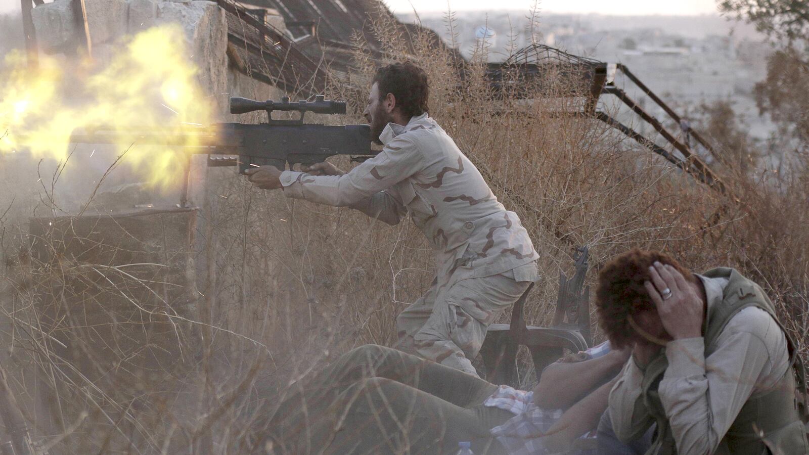 articles/2015/07/07/unreliable-syrian-recruits-for-an-unworkable-obama-army-to-fight-isis/150707-dettmer-syria-tease_xoadcj