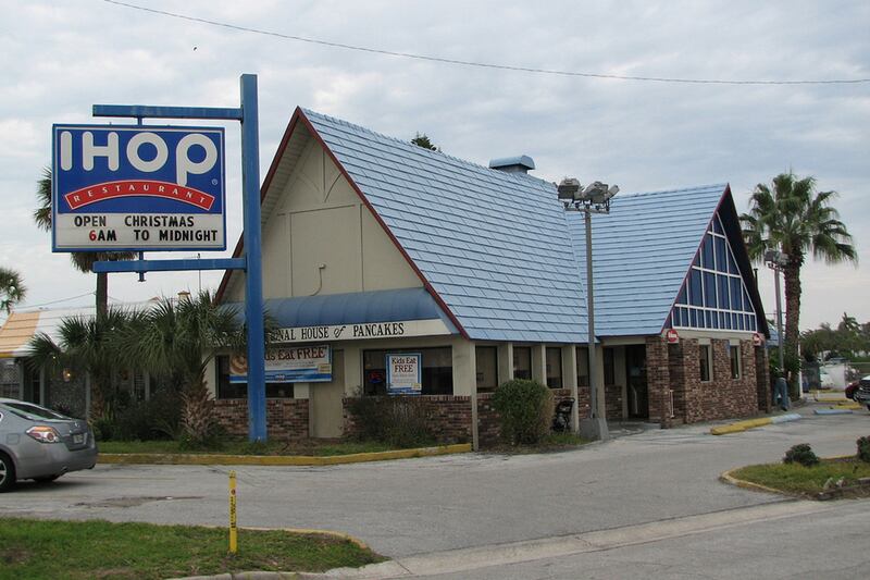 galleries/2012/04/06/13-unhealthiest-pork-dishes-from-ihop-to-applebee-s/deadliest-hams-ihop_govrsi