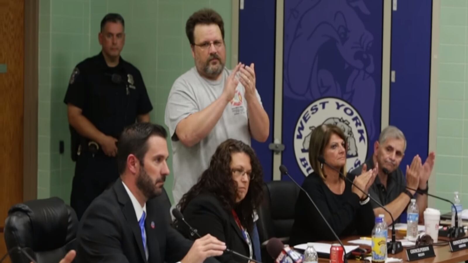 cheats/2016/10/04/pa-town-council-censures-mayor-for-racist-facebook-posts/161003-pennsylvania-mayor-racist-cheat_z4rwgh