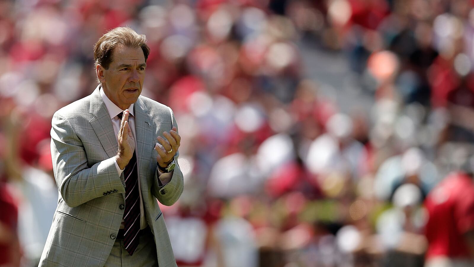 cheats/2014/05/16/saban-on-car-for-recruit-kiss-my-ass/140716-nick-saban-cheat_fe26mk