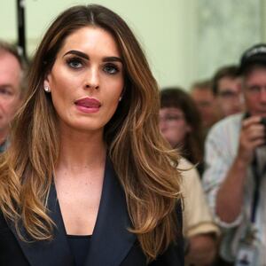 190620-carlson-hope-hicks-hero_duqoou